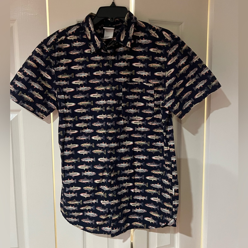 North Face Fish casual button down